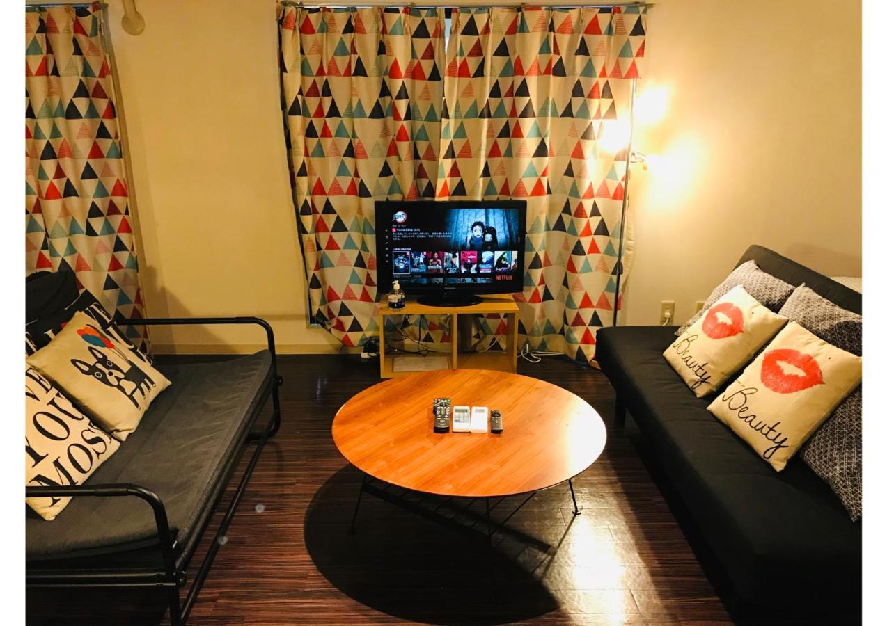 Apartemen 50 m² dengan 1 kamar tidur dan 1 kamar mandi pribadi di Shinsaibashi Osaka Bagian luar foto