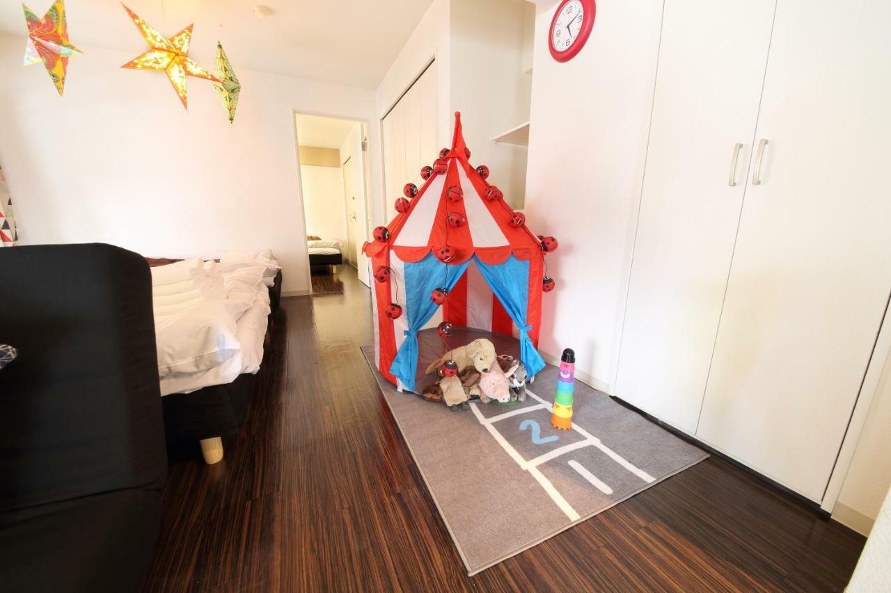 Apartemen 50 m² dengan 1 kamar tidur dan 1 kamar mandi pribadi di Shinsaibashi Osaka Bagian luar foto